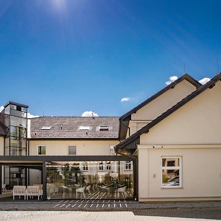 Hotel U Kaplicky Písek Eksteriør bilde